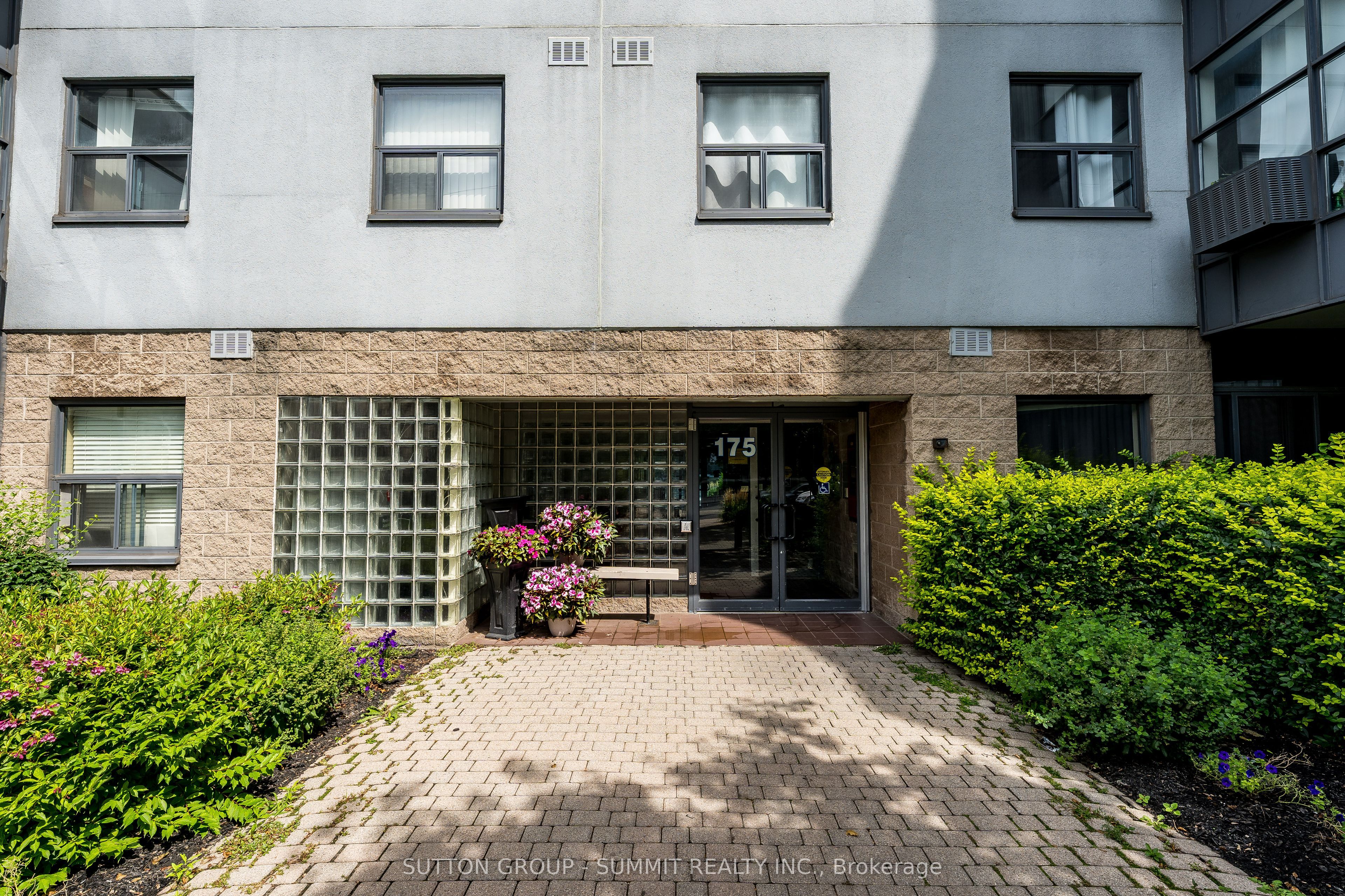 175 Hunter Street E 514, Hamilton, ON L8N 4E7 photo 3
