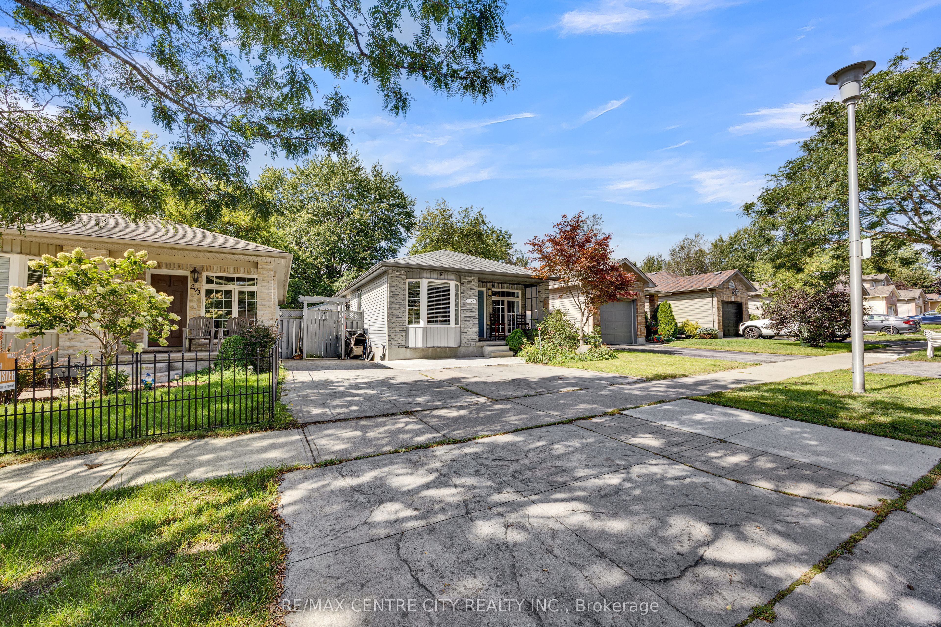 297 HUNGERFORD Street, London East, ON N5W 6E3 photo 2