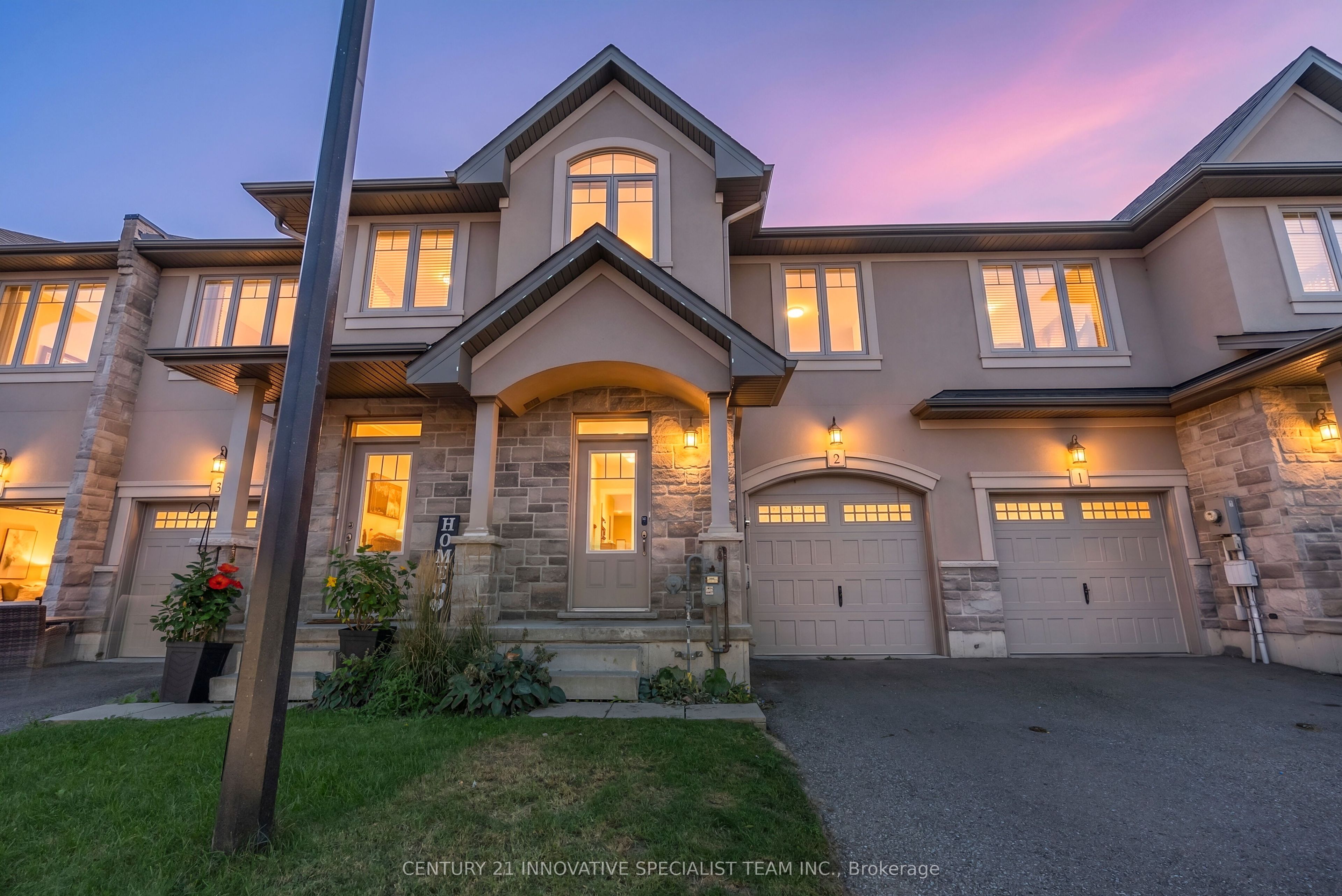 98 Shoreview Place 2, Hamilton, ON L8E 0J4