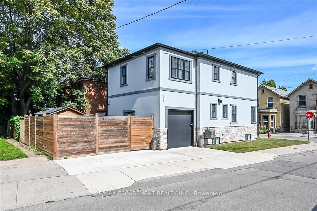 109 Ray Street, Hamilton, ON L8R 2Y1 photo 2