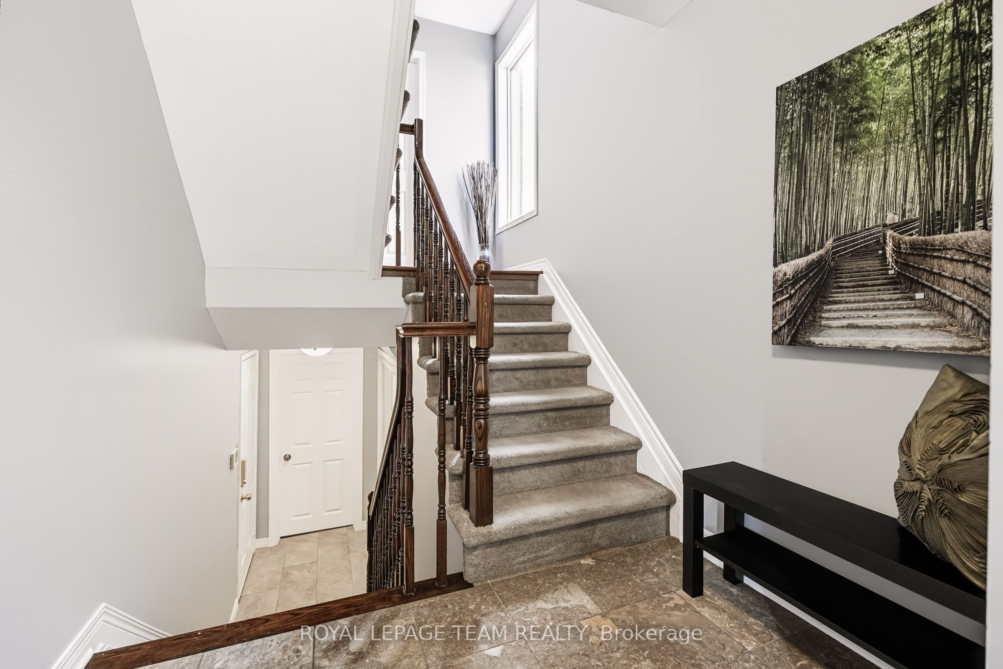 17 Catherwood Court, Kanata, ON K2K 2K1 photo 5