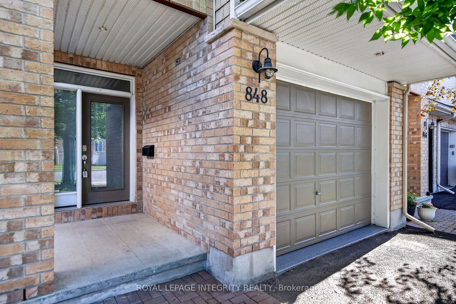 848 White Alder Avenue, Blossom Park - Airport and Area, ON K1T 0H1 photo 3
