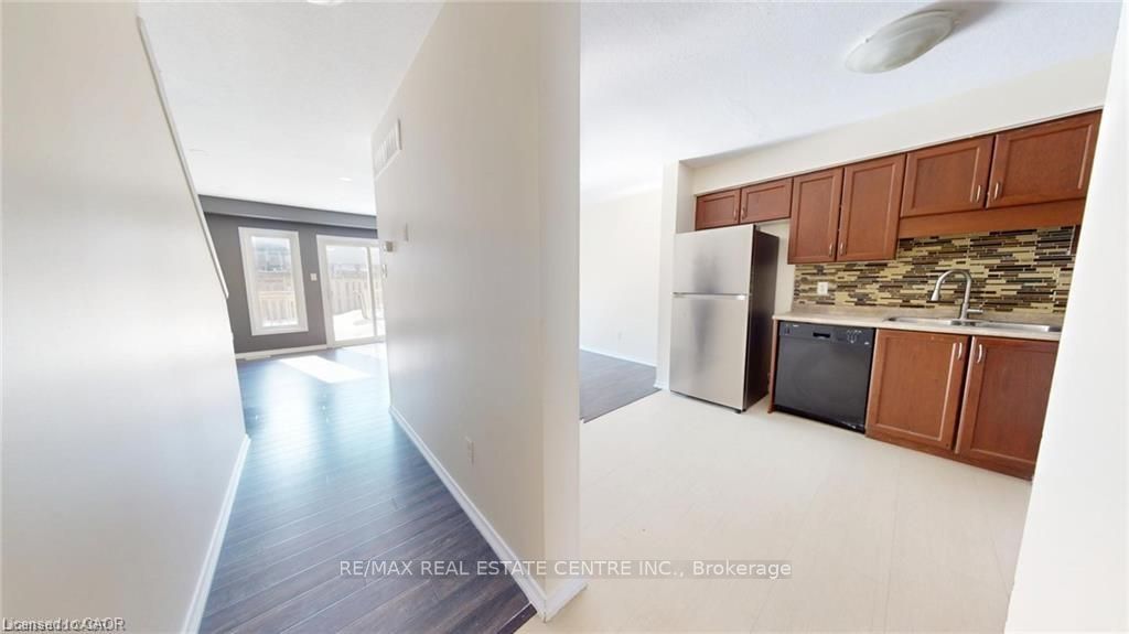 11 Sorrento Street, Kitchener, ON N2R 0A4 photo 5