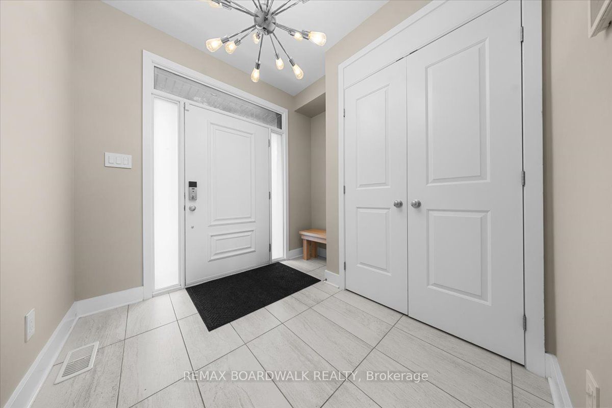 620 Barry Helman Drive, Barrhaven, ON K2J 4S2 photo 3