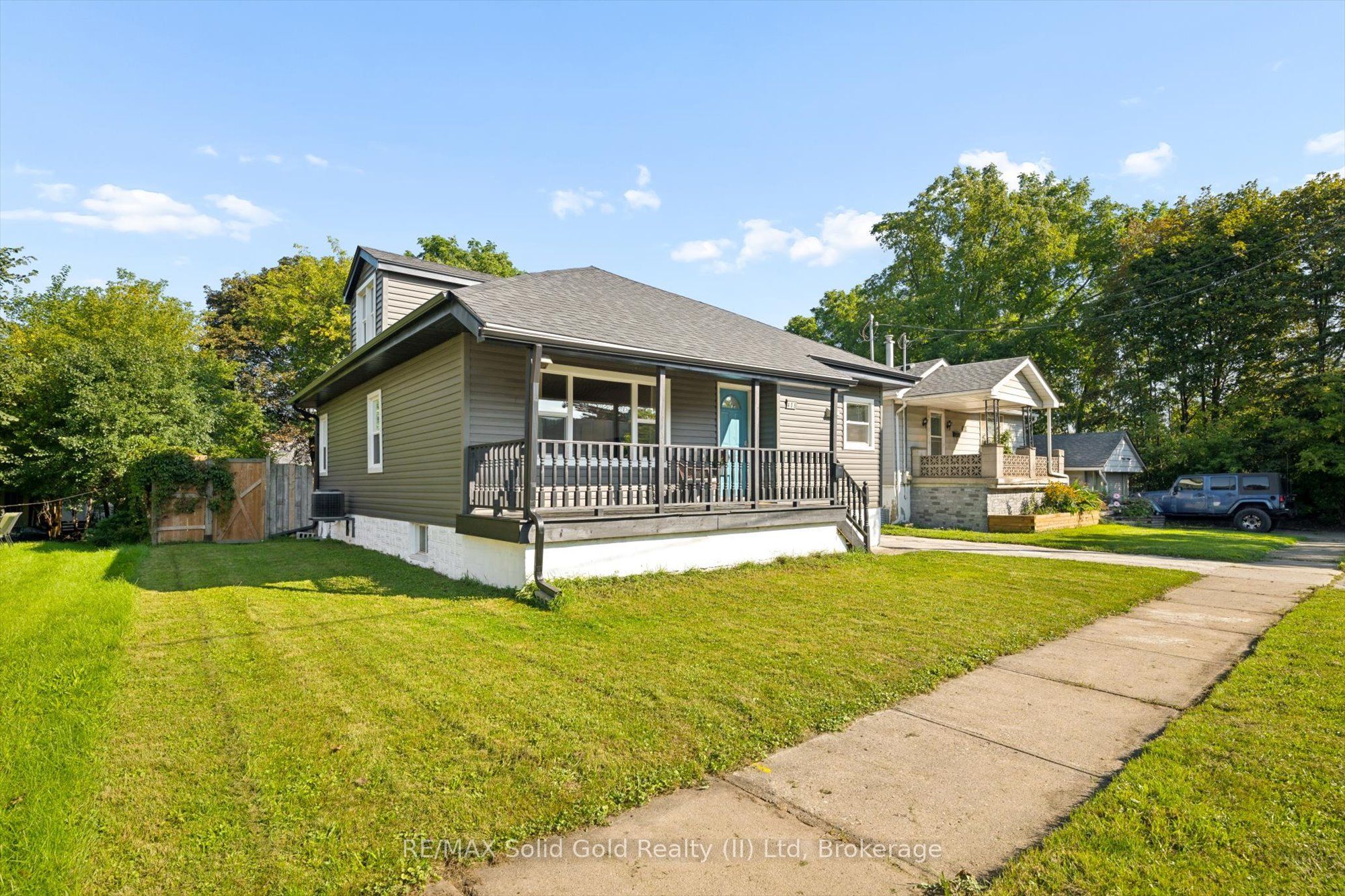 408 Breithaupt Street, Kitchener, ON N2H 5H9 photo 3
