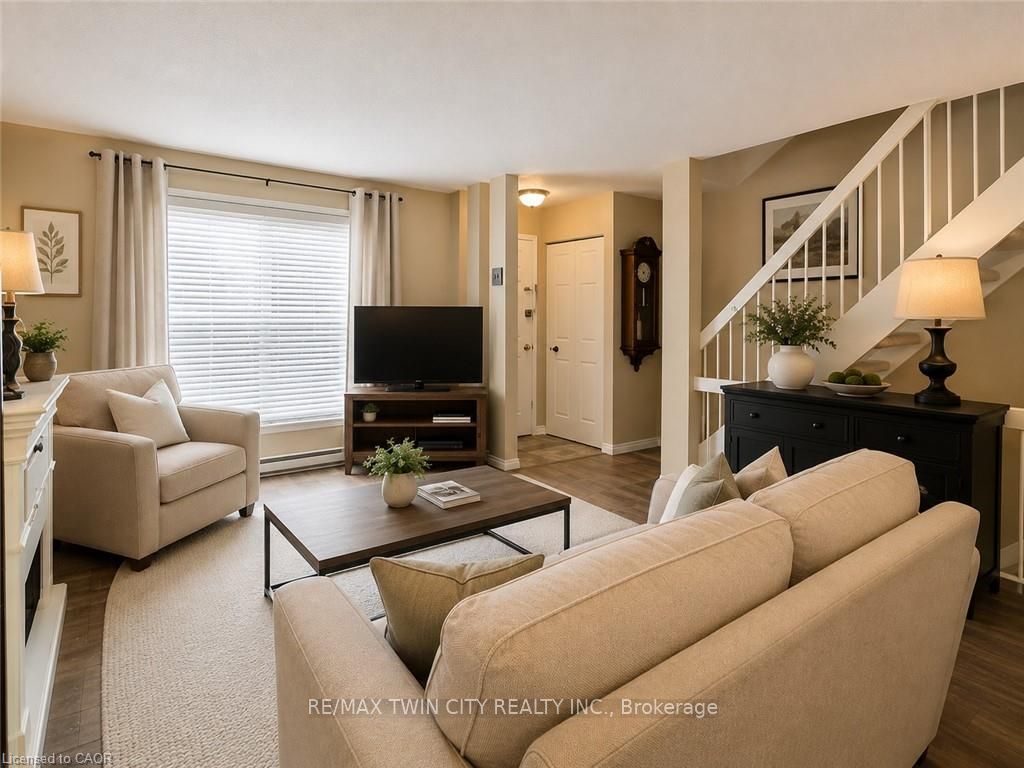 475 Sandringham Crescent 15, London South, ON N6C 5B9