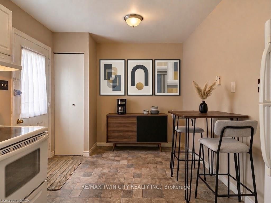 475 Sandringham Crescent 15, London South, ON N6C 5B9 photo 4