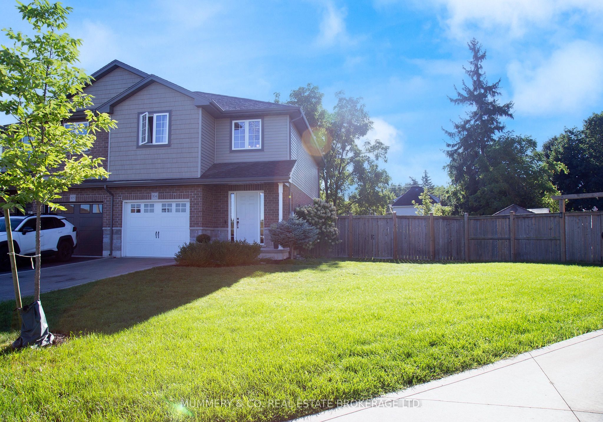104 MacNeil Court, Haldimand, ON N0A 1H0