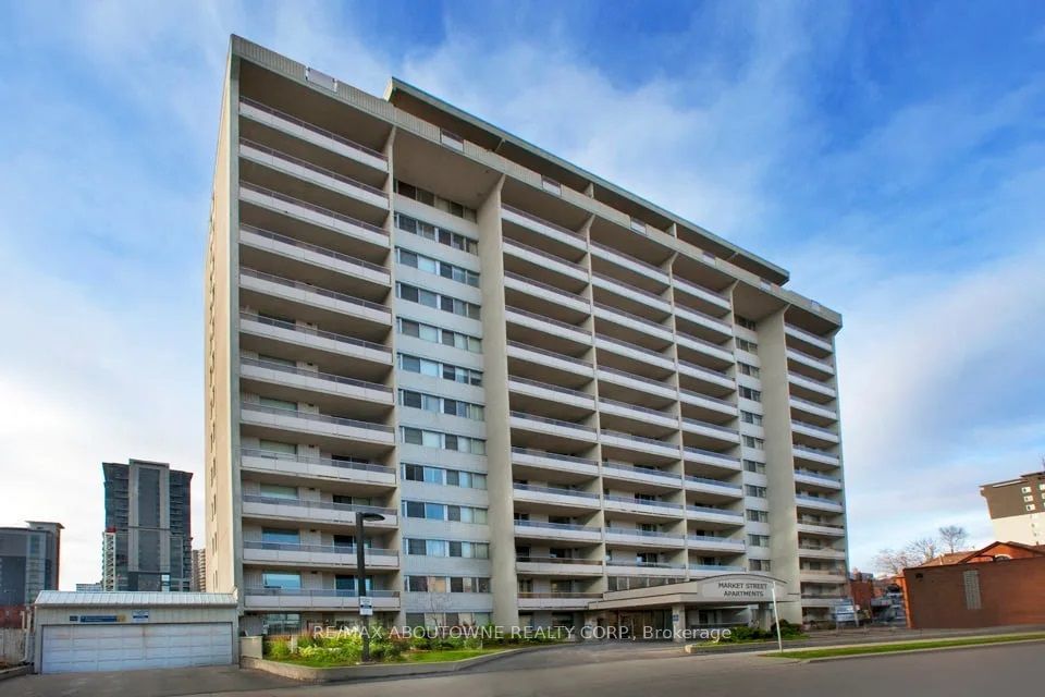 111 Market Street 902, Hamilton, ON L8R 3K2