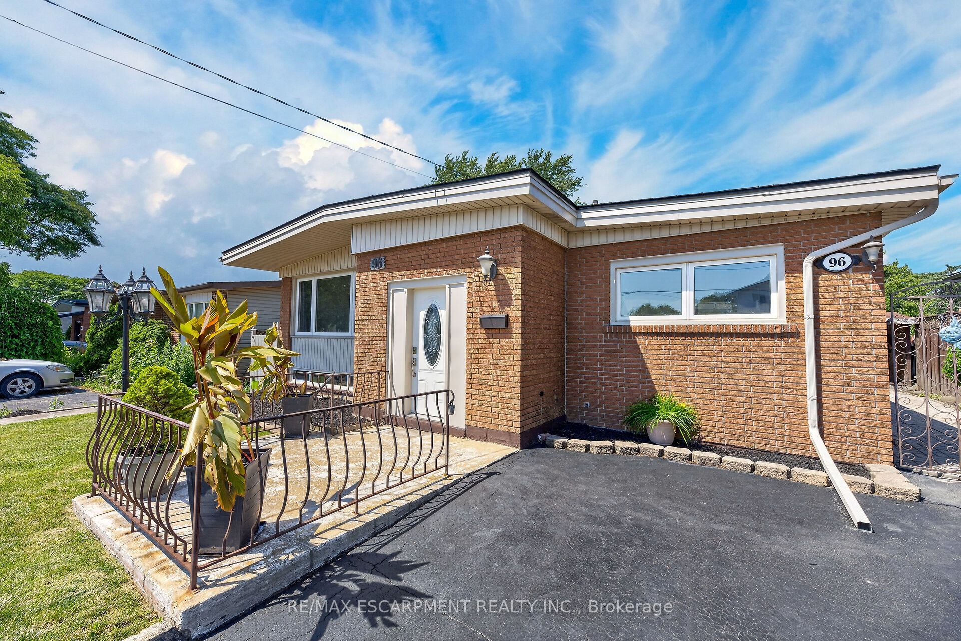 96 Fielding Crescent, Hamilton, ON L8V 2P5 photo 4
