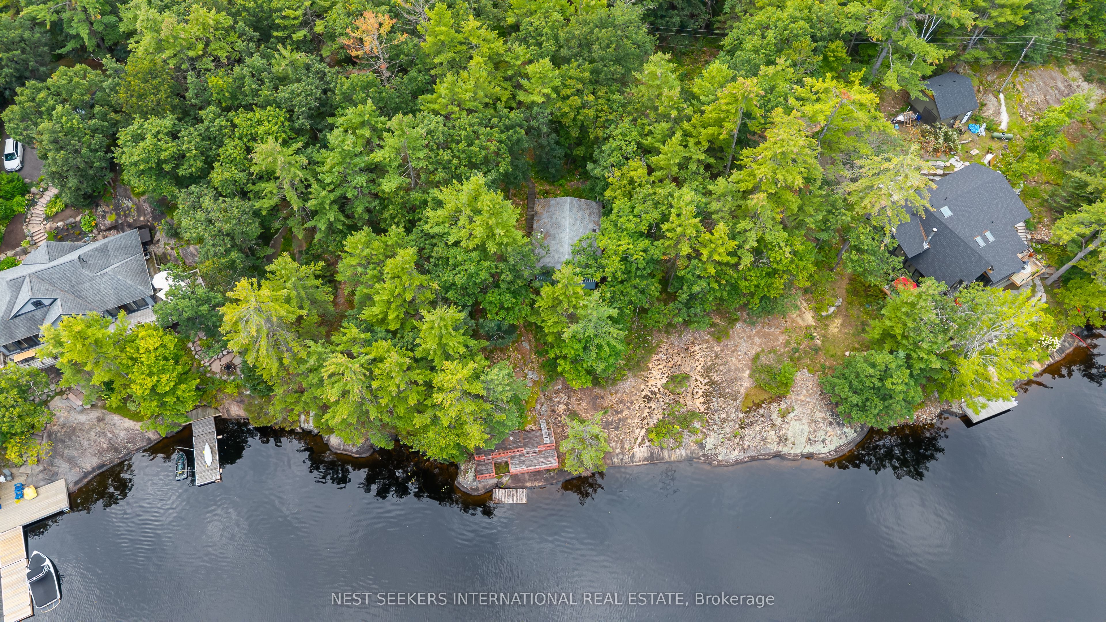 1327-1329 Woodland Drive, Gravenhurst, ON P1P 1R2