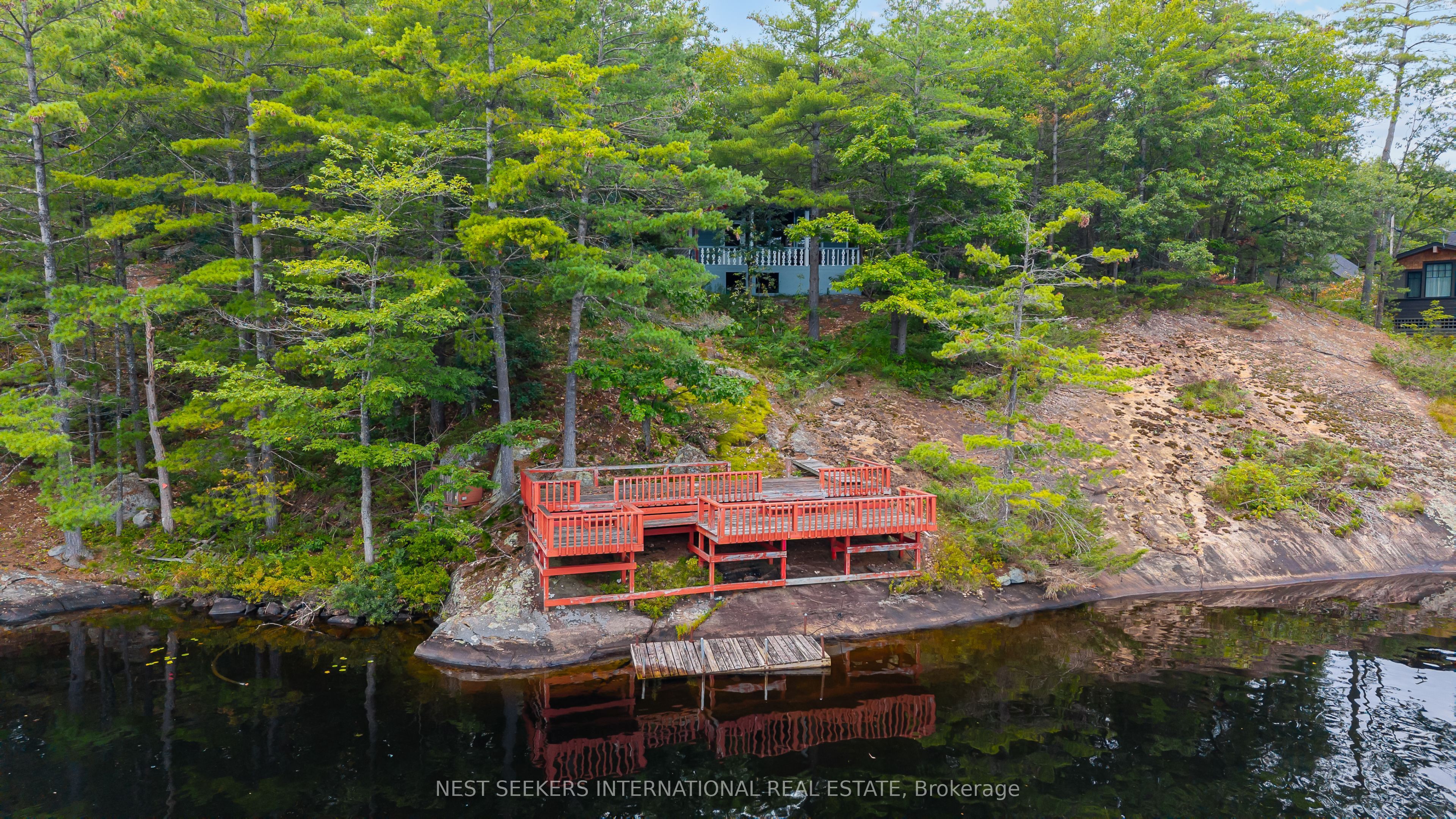 1327-1329 Woodland Drive, Gravenhurst, ON P1P 1R2 photo 4