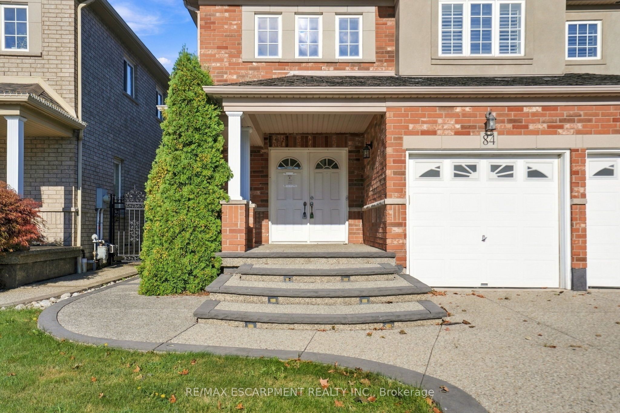 84 Deerborn Drive, Hamilton, ON L8V 0A7 photo 4