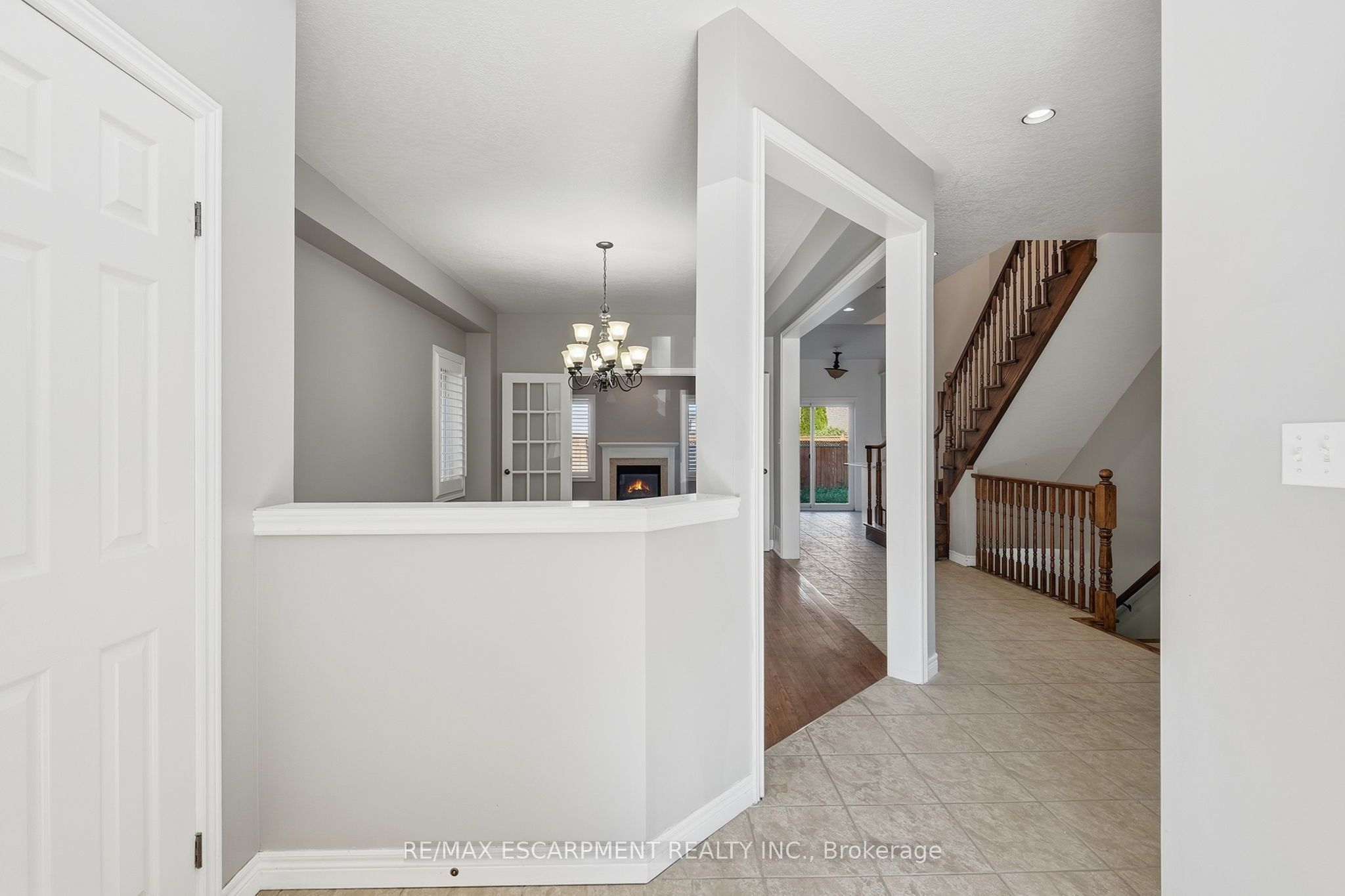 84 Deerborn Drive, Hamilton, ON L8V 0A7 photo 5