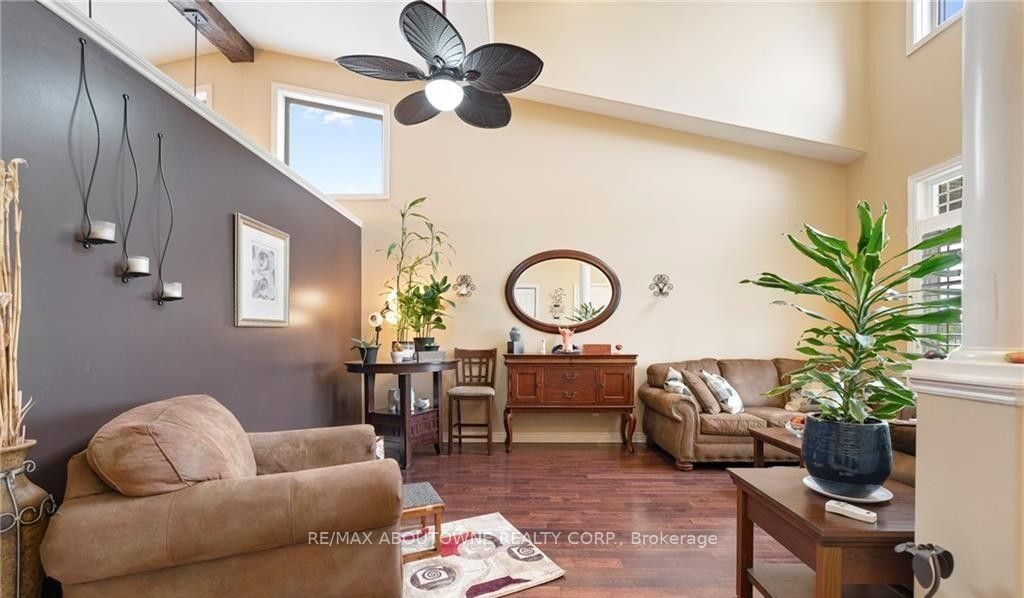 4015 Weinbrenner Road, Niagara Falls, ON L2G 7X9 photo 2