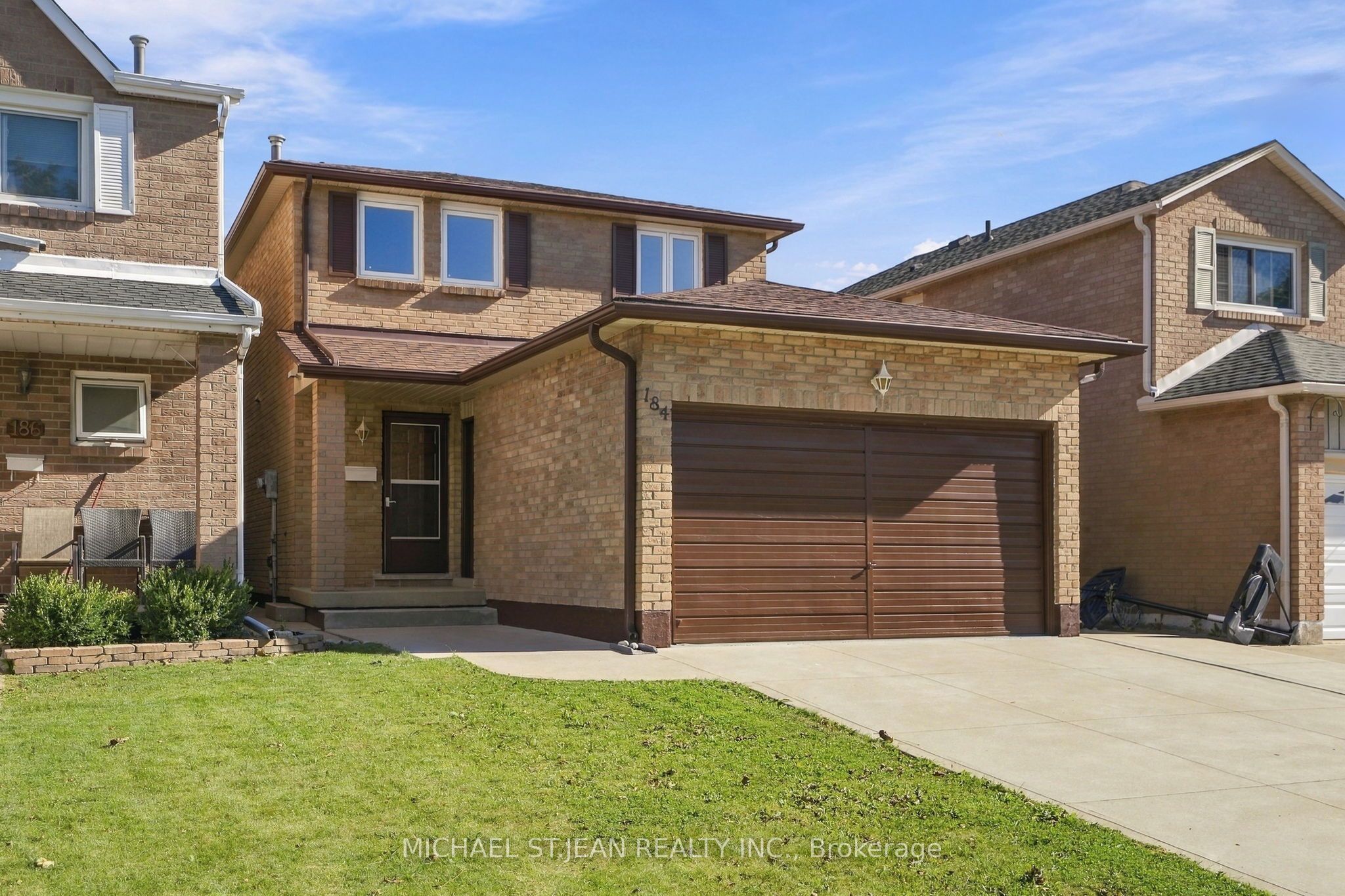 184 Macintosh Drive, Hamilton, ON L8E 4C1 photo 2
