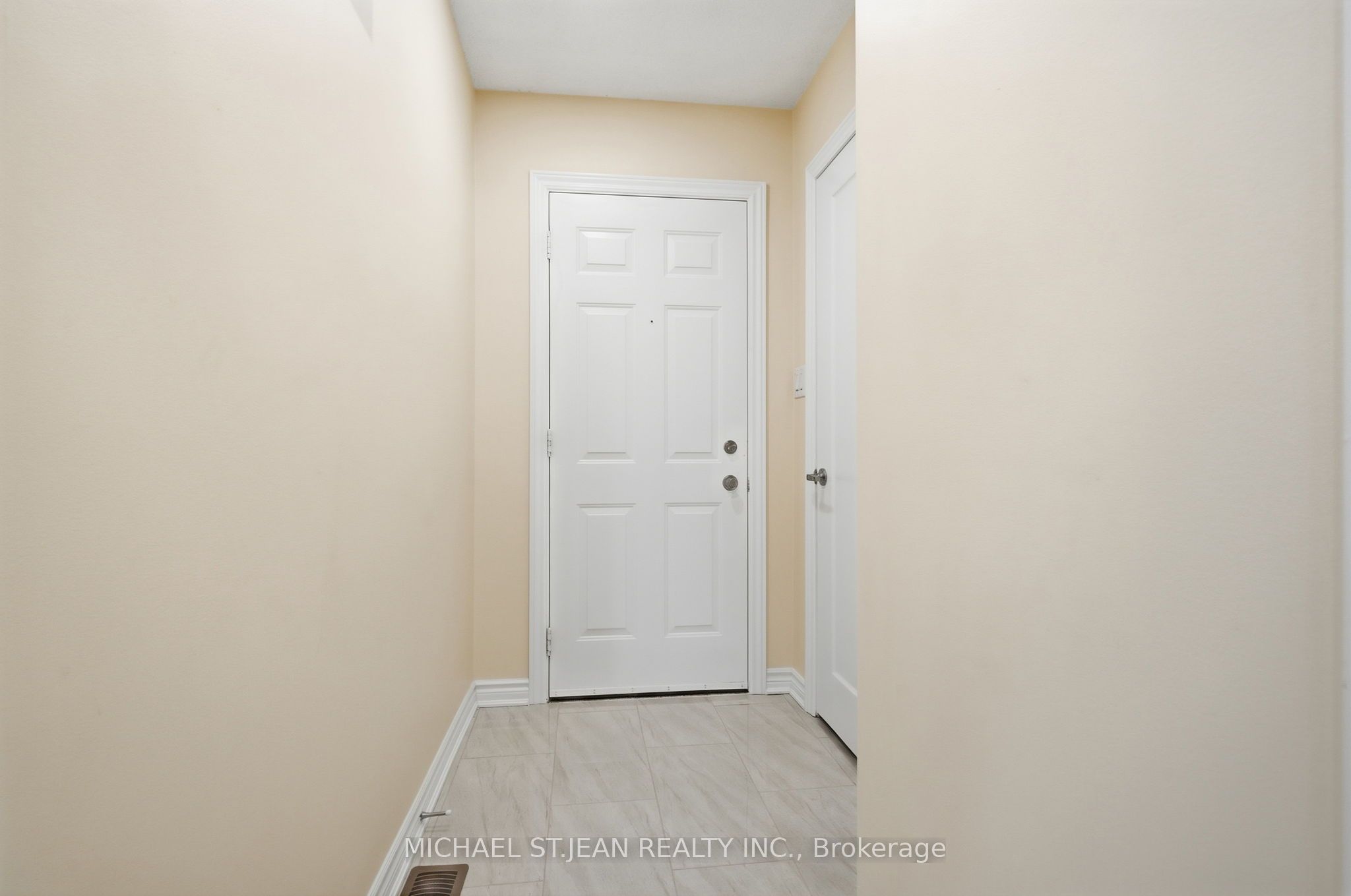 184 Macintosh Drive, Hamilton, ON L8E 4C1 photo 5