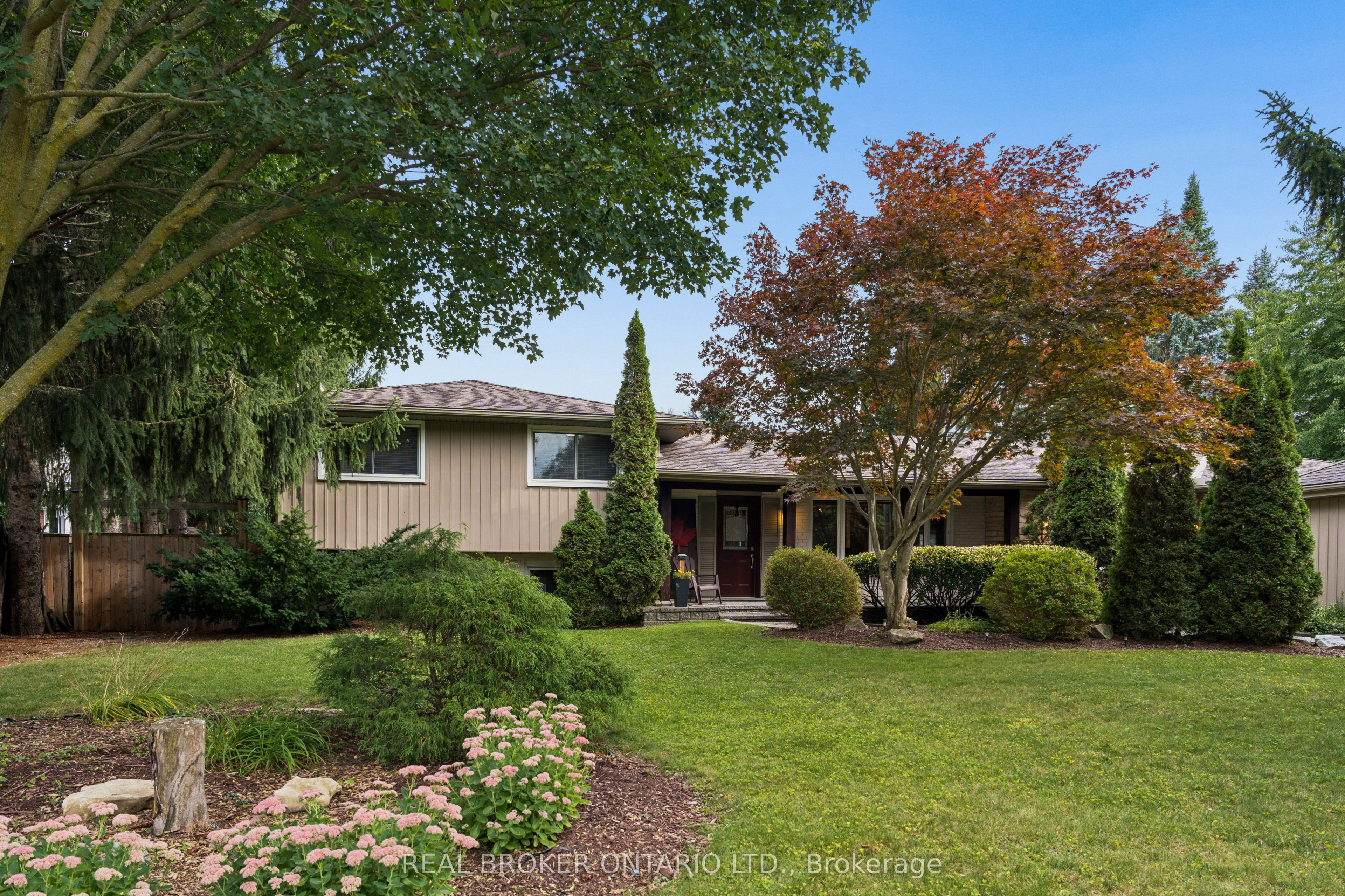 373 Forestlawn Road, Waterloo, ON N2K 2J4