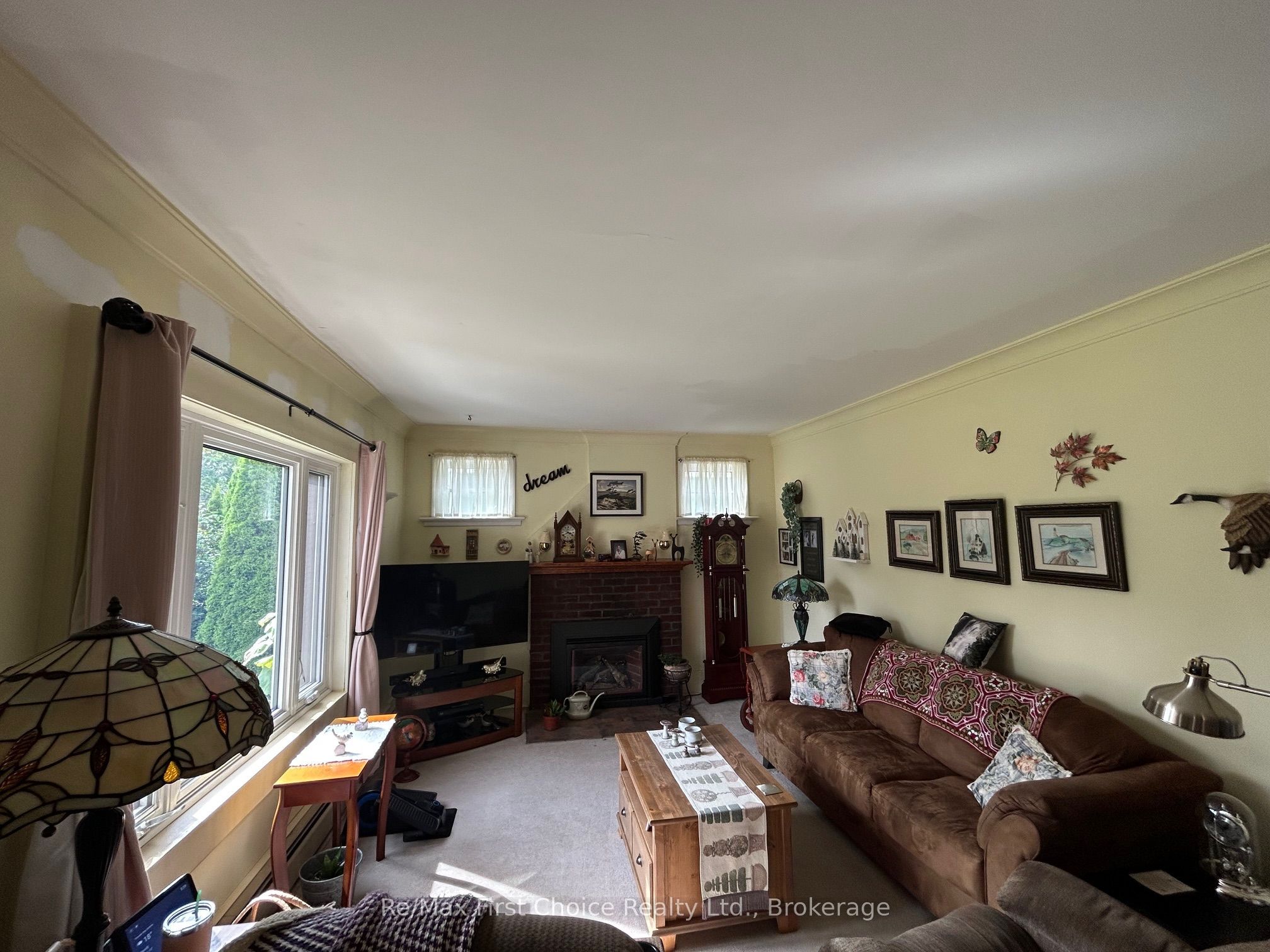 245 Francis Street W, Thunder Bay, ON P7E 4C1 photo 4
