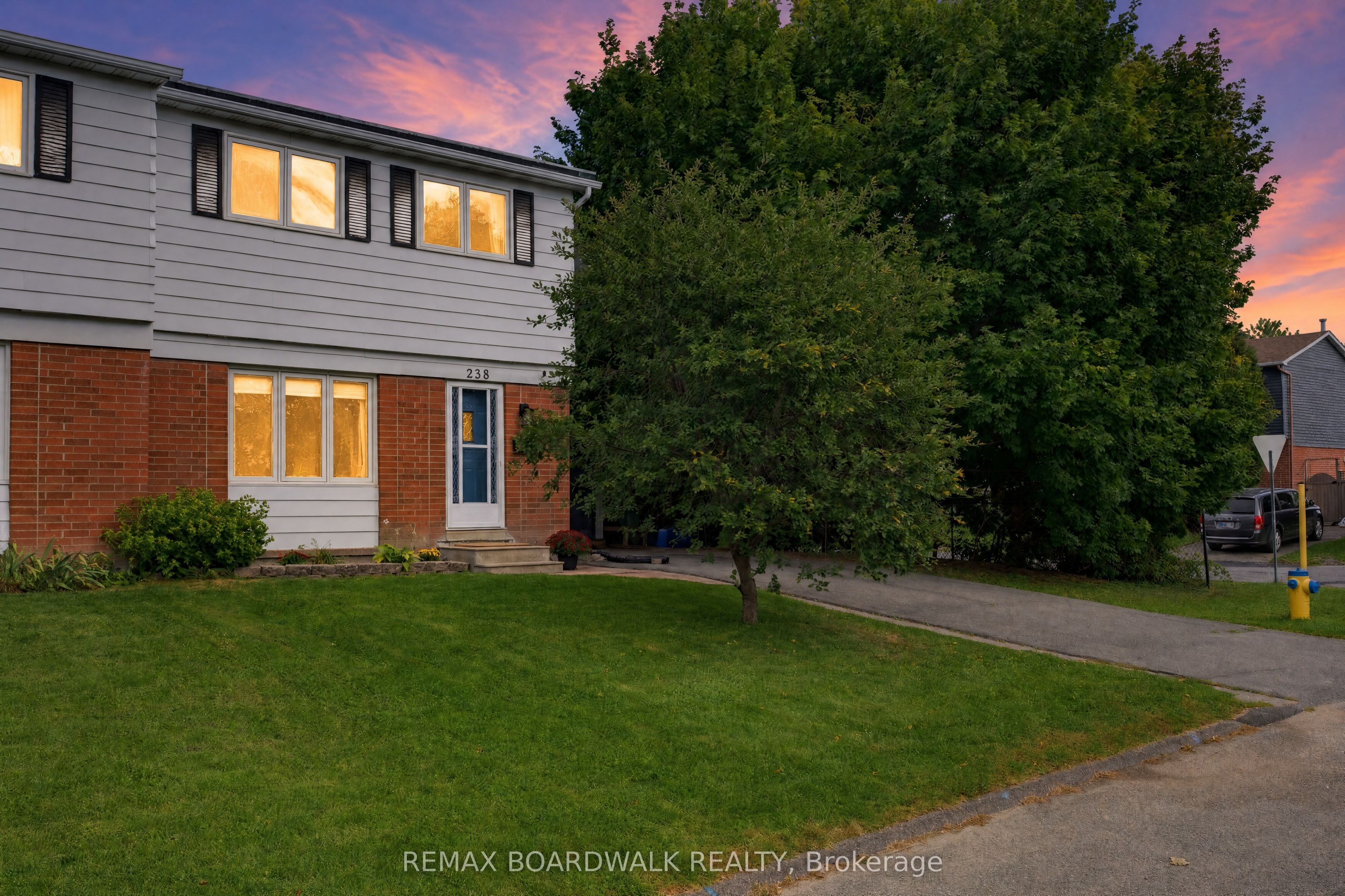 238 McElroy Drive, Kanata, ON K2L 1Y1 photo 3
