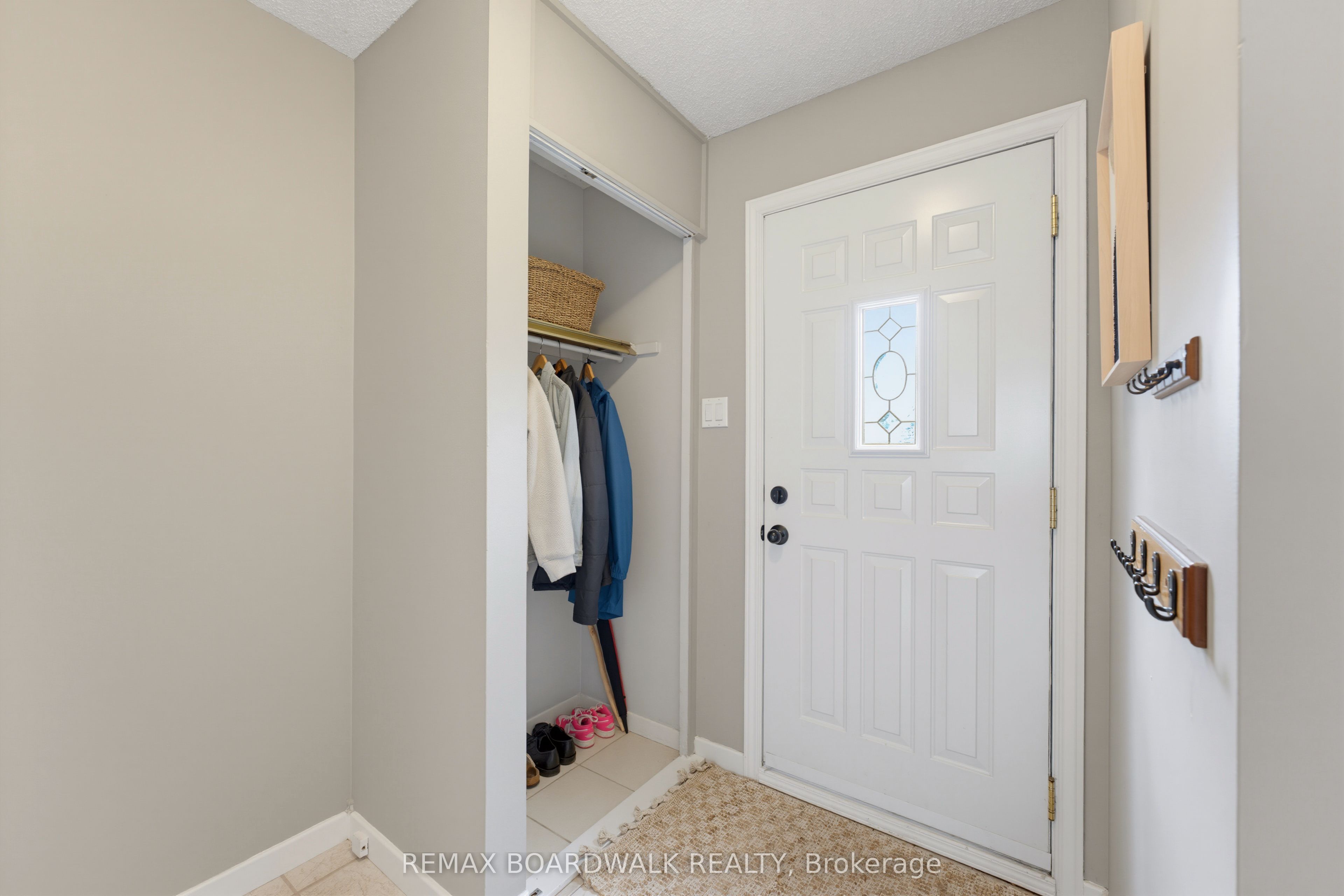 238 McElroy Drive, Kanata, ON K2L 1Y1 photo 4