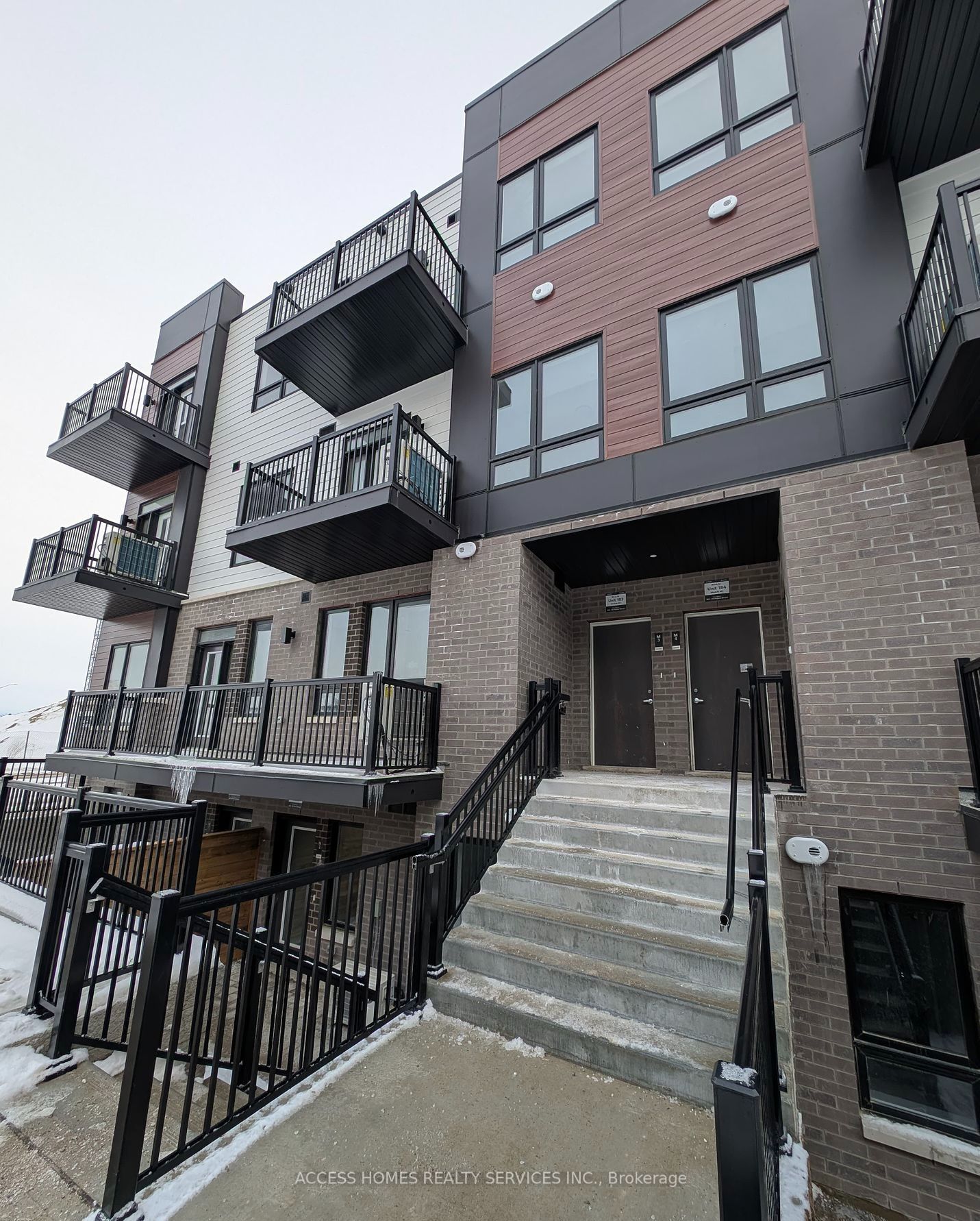 40 Palace Street M3, Kitchener, ON N2E 3Z4