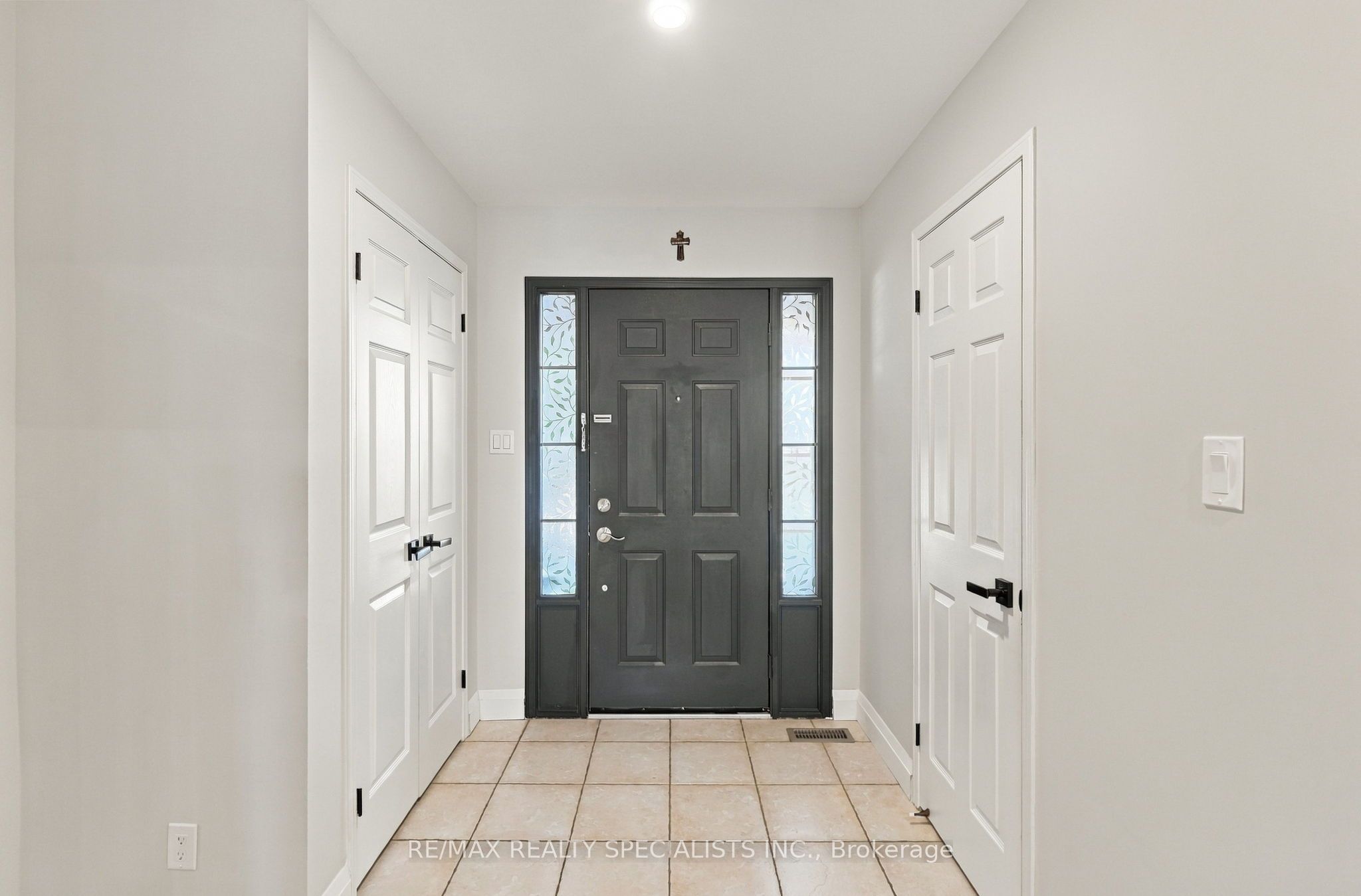90 Foxborough Drive, Hamilton, ON L9G 4Z1 photo 5