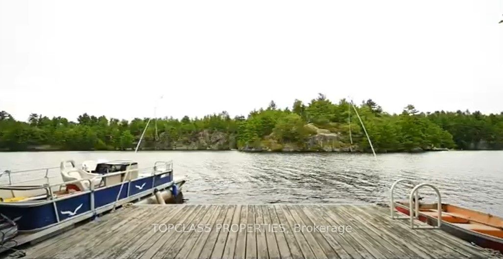 1 Island, Gravenhurst, ON P1P 1R1