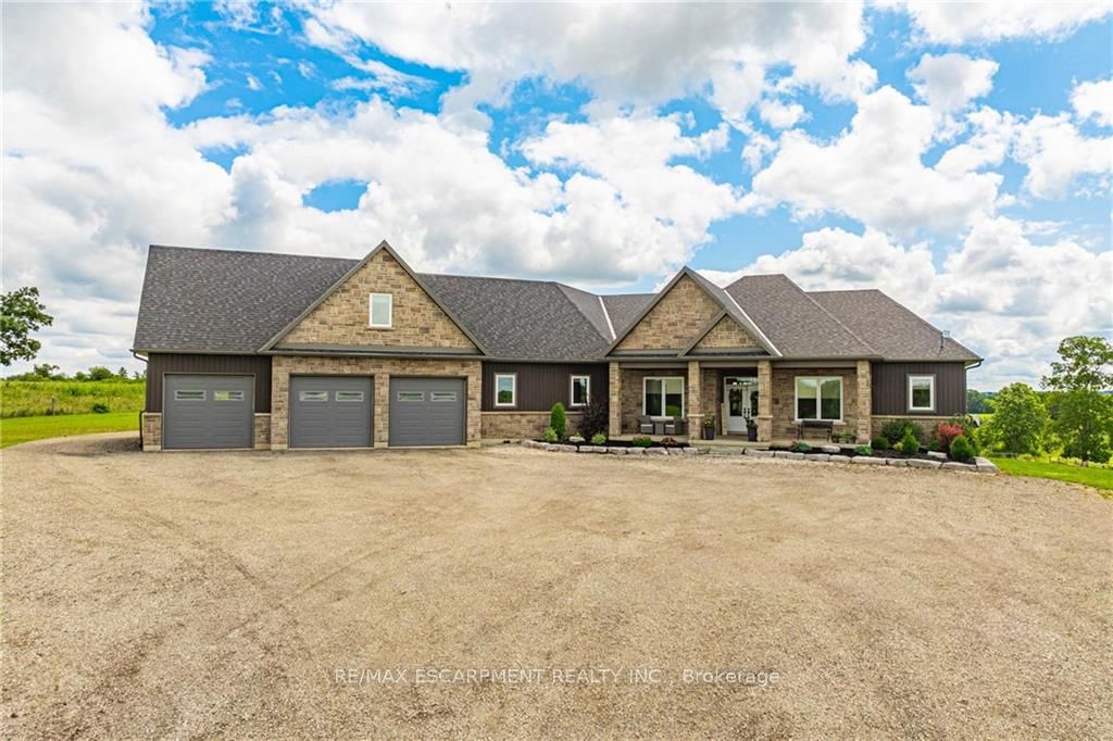 4 Middleport Road, Brant, ON N3W 2G9