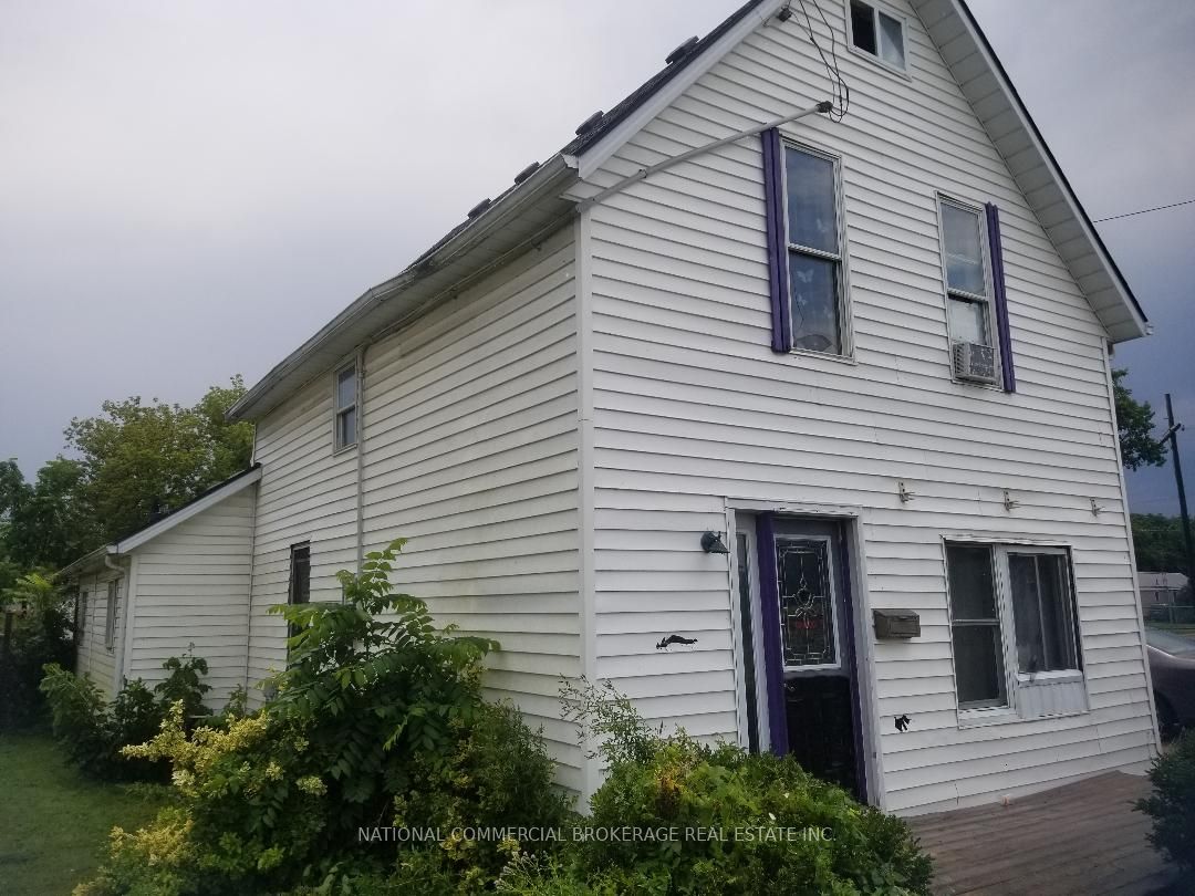 409 Murray Street, Chatham-Kent, ON N8A 1V5 photo 2