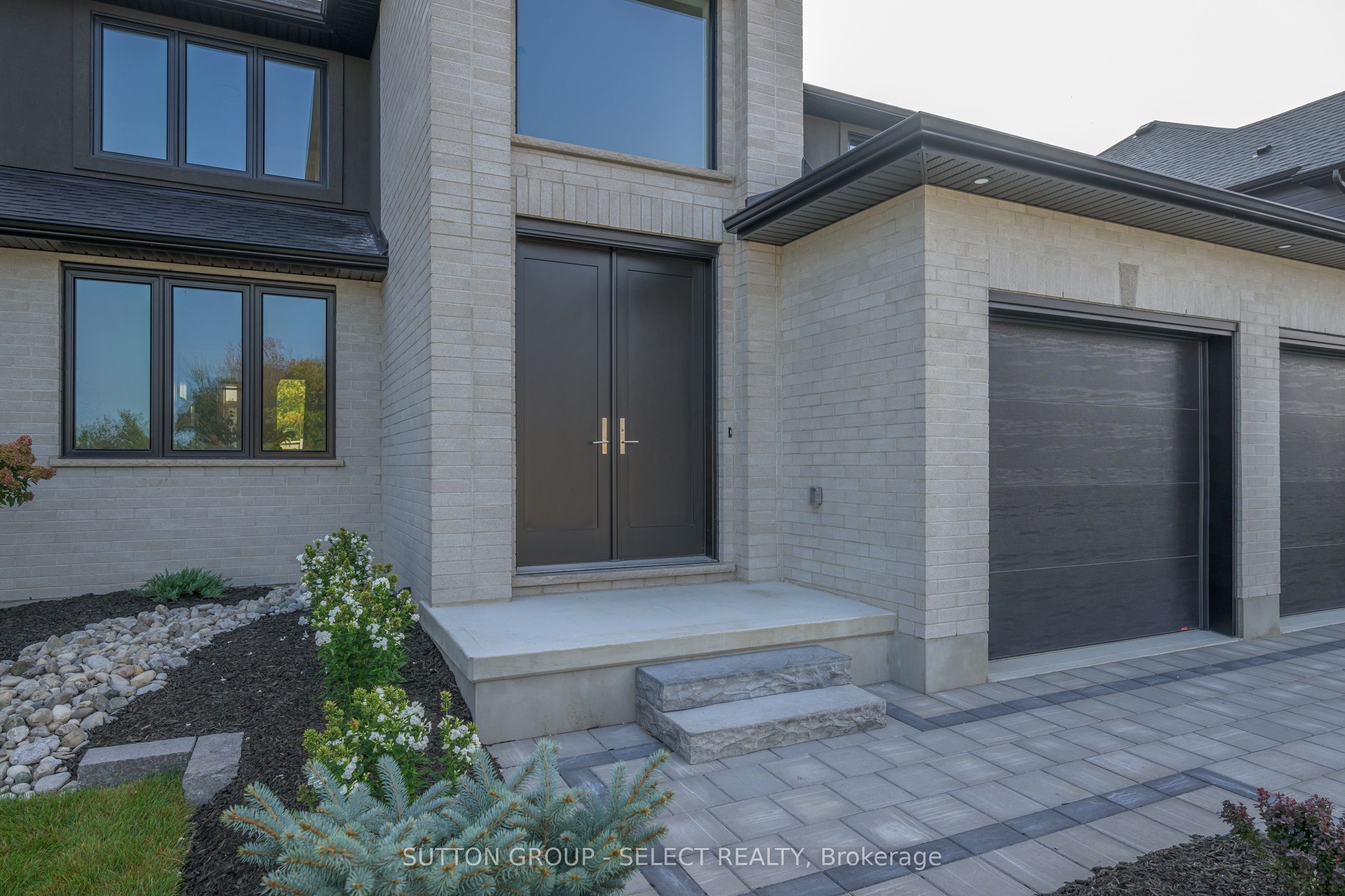 118 TIMBERWALK Trail, Middlesex Centre, ON N0M 2A0 photo 3
