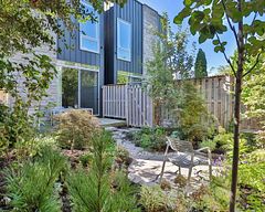 18 Mitchell Avenue, Toronto, ON M6J 1B9