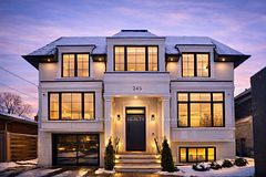 245 Patricia Avenue, Toronto, ON M2M 1J7