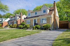 65 Craigmore Crescent, Toronto, ON M2N 2Y6