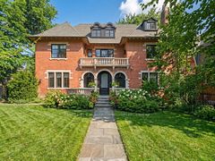 62 Maple Avenue, Toronto, ON M4W 2T7