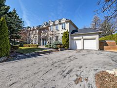 8 Colvestone Road, Toronto, ON M2L 1X3