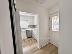 17 Regatta Crescent Upper, Toronto, ON M2R 2X7