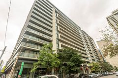 111 Elizabeth Street 951, Toronto, ON M5G 1P7