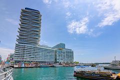 15 Queens Quay E 1906, Toronto, ON M5E 0C5