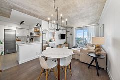 1369 Bloor Street W 1402, Toronto, ON M6P 4J4