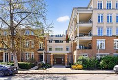 21 Shaftesbury Avenue 203, Toronto, ON M4T 3B4