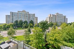 18 Graydon Hall Drive 904, Toronto, ON M3A 0A4