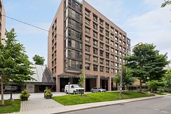 447 Walmer Road 307, Toronto, ON M5P 2X9