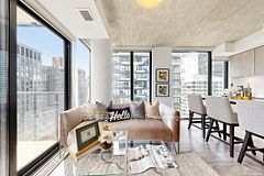 47 Mutual Street 2502, Toronto, ON M5B 0C6