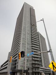 2015 Sheppard Avenue E 709, Toronto, ON M2J 0B3