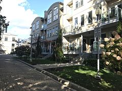 70 Byng Avenue 29, Toronto, ON M2N 7L9