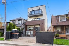 86 Kenwood Avenue Unit 1, Toronto, ON M6C 2S2
