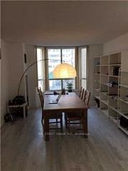 284 Bloor Street W 308, Toronto, ON M5S 3B8
