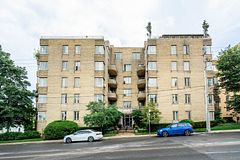 707 Eglinton Avenue W 403, Toronto, ON M5N 1C8