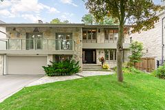161 Owen Boulevard, Toronto, ON M2P 1G8
